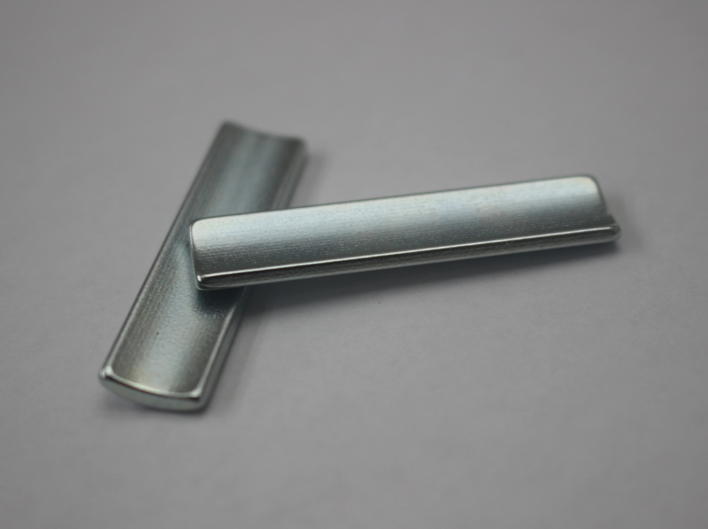 电机中弧形强力磁铁